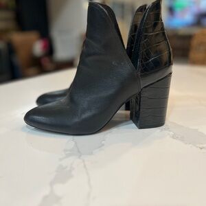 Steve Madden Black Croc-Embossed Heeled Boots